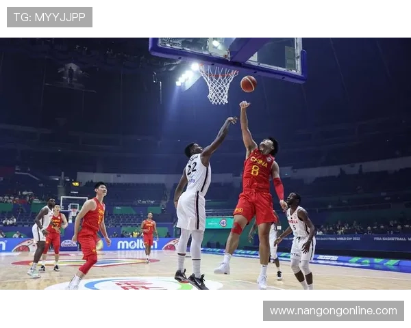 中国男篮迎战欧洲劲旅 全力备战世界杯 目标冲击八强突破